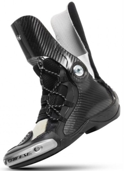 Motorcycle Sports Boots DAINESE AXIAL D1 black/fluo