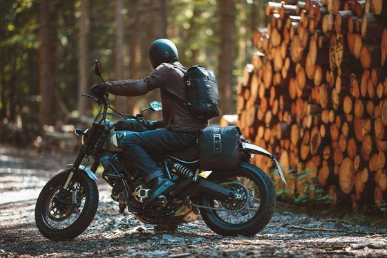 SW-MOTECH Legend Gear LR1 Tail Bag