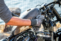 Muc-Off 947 - Preparat Miracle Shine polerująco-zabezpieczający na bazie wosku Carnauba - 500ml