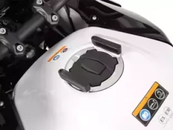 Kawasaki Versys 1000/S/SE (2019-) Tank ring Lock it