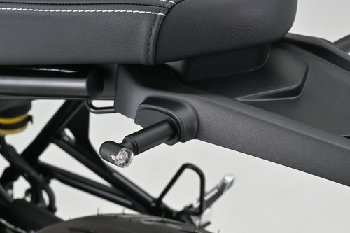 Przedłużenie kierunkowskazów 30mm M8 zestaw