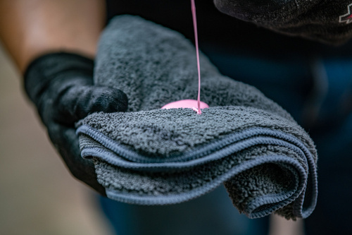 Muc-Off 947 - Preparat Miracle Shine polerująco-zabezpieczający na bazie wosku Carnauba - 500ml