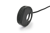 Daytona Źródło zasilania z portem USB typu C na smukłej obejmie do montażu na kierownicy motocykla 80967