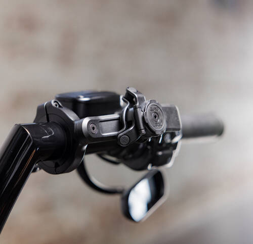 Quad Lock® Motorcycle Handlebar Mount Pro Large