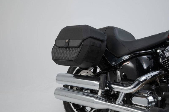 ZESTAW SAKW I STELAŻY LEGEND GEAR SW-MOTECH HARLEY-DAVIDSON SOFTAIL LOW RIDER (17-), BLACK