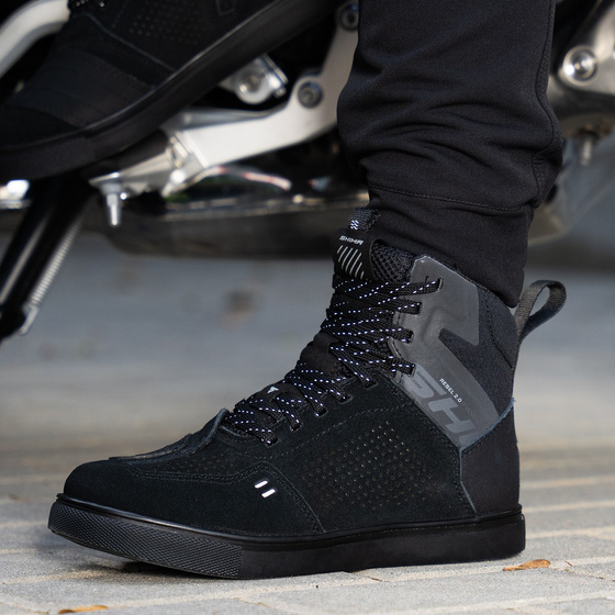 REBEL 2.0 VENT LADY BLK 36