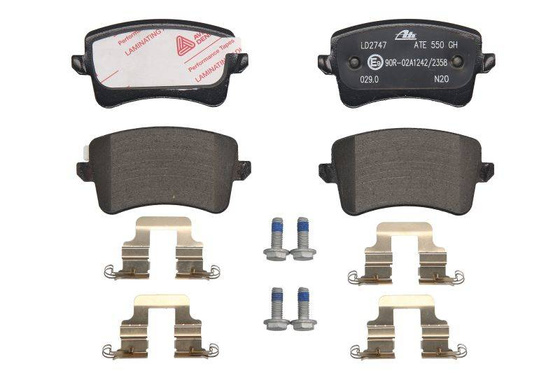 Klocek hamulcowy kpl. ceramiczny tył (z dodatkami, ze śrubami prowadzącymi zacisku hamulcowego) AUDI A4, A4 ALLROAD, A5, Q5 1.8-3.2 06.07-05.17