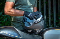 Muc-Off 199 - Pianka odświeżająca do kasku, butów i rękawic motocyklowych - 400ml - Foam Fresh