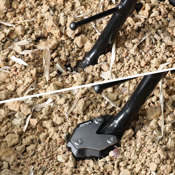 LOBOO Nakładka na stopkę boczną do HONDA FORZA350 (10.3.03370.001.11)