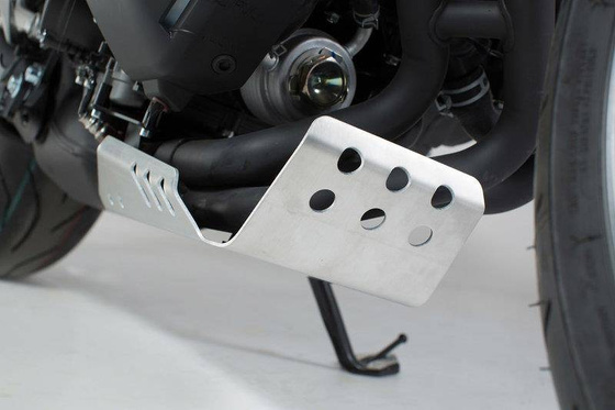 OSŁONA SILNIKA, PŁYTA POD SILNIK SW-MOTECH YAMAHA XSR 900 (15-), MT-09/TRACER (14-), SILVER