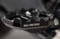 PRZEDŁUŻENIE PODNÓŻKÓW SW-MOTECH HONDA CRF 1000L/ADV SPORTS (18-), BLACK