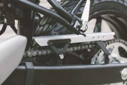 OSŁONA ŁAŃCUCHA SW-MOTECH SUZUKI SV650 ABS (15-), BLACK/SILVER