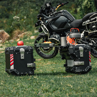 LOBOO Składany blat stołu do kufrów bocznych (10.3.25000.101.01)