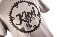 KINI-RB RITZEL TEE - LIGHT GREY