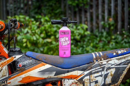 Muc-Off 708 - Płyn do pianownic - 1l - Snow Foam