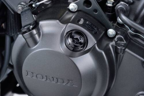 OIL FILLER CAP BULLET M20XP2.5/BLACK