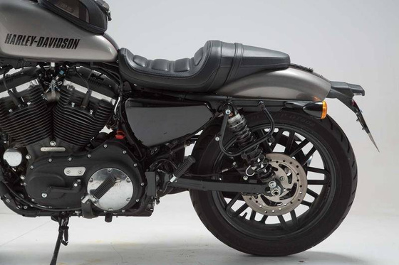 STELAŻ BOCZNY SLC LEWY SW-MOTECH HARLEY SPORTSTER MODELS (04-), BLACK