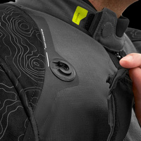 TRACKER MEN JKT GREY S