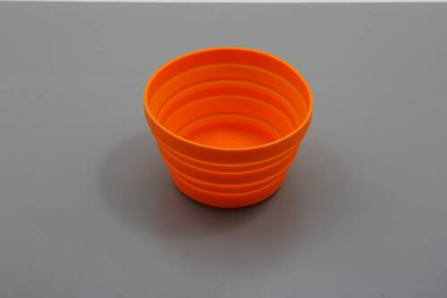 MAGNETIC SILICONE TRAY, FOLDABLE