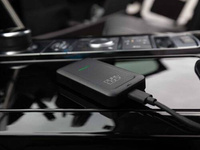 Quad Lock® Wireless Carplay Adaptor