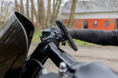 Quad Lock® Motorcycle Handlebar Mount Pro Large