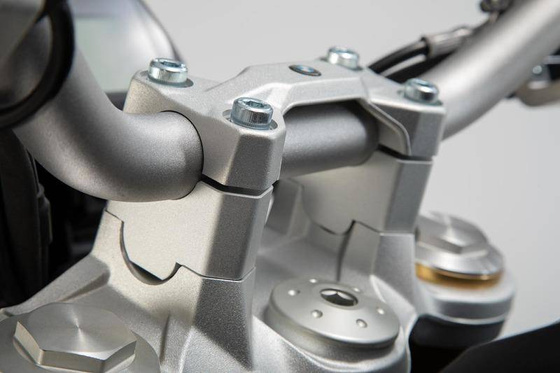 ZESTAW PODWYŻSZAJĄCY KIEROWNICĘ BMW F 850 GS (18-), PODWYŻSZENIE 30MM, SW-MOTECH