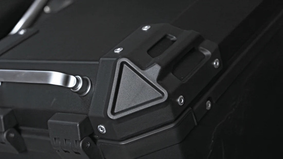 LOBOO PIKE Kufer centralny czarny 36L (10.5.01363.001.11)