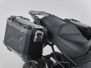 ZESTAW KUFRÓW BOCZNYCH TRAX ADV I STELAŻY SW-MOTECH KAWASAKI VERSYS 1000 (15-18), BLACK 37/37L