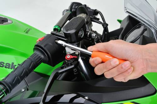 2-WAY DRIVER 3/8" SOCKET AND 1/4" BIT