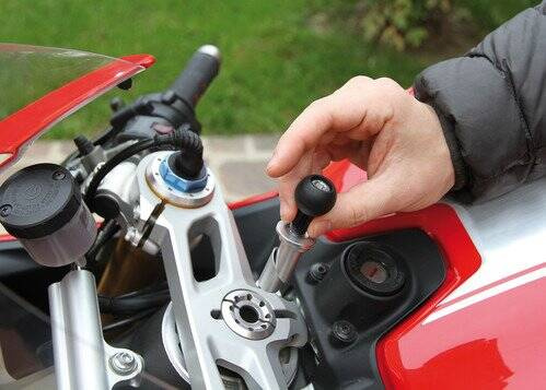 90457 Opti Tube, mocowanie w sztycy widelca motocykla - Ø 15-17,2 mm