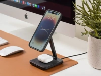 Quad Lock® MAG Dual Desktop Wireless Charger