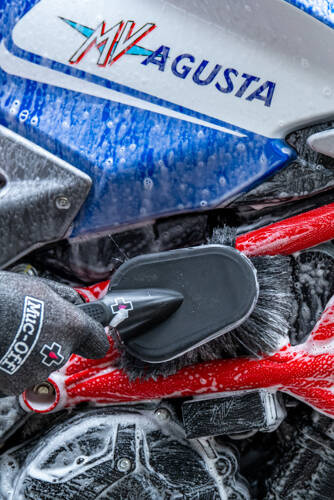 370 Soft Washing Brush