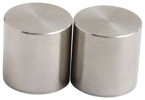 ALL BALLS KOMPLET TŁOCZKÓW (TŁOCZKI PRZÓD) ZACISKU HAMULCOWEGO HUSABERG 450/550 '05-'08, KTM ADV 640 '98-'03, EGS 125/250/300/400 '94-'99, EXC 125/250/300 '94-'09, EXC 450 '03-'09, EXC 525 '03-'07, LC4 640 '98-'05, MXC 200 '98-'03, SX 125/250 '94