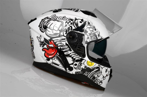 Kask Motocyklowy LAZER RAFALE EVO Stickerbomb (kol. Biały - Czarny - Srebrny - Czerwony) rozm. 2XL