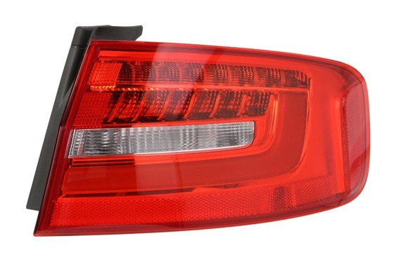 Lampa tył P (część zewnętrzna, LED/na żarówki, kolor kierunkowskazu biały, kolor szkła czerwony, światło cofania) AUDI A4 B8 Sedan 11.11-05.16